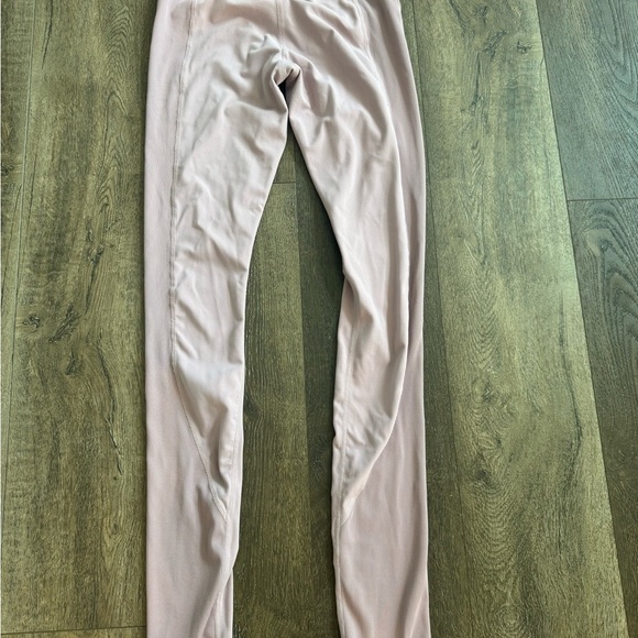 Athleta Leggings. Blush pink in color. Women’s size small. Great used condition! - Picture 8 of 9